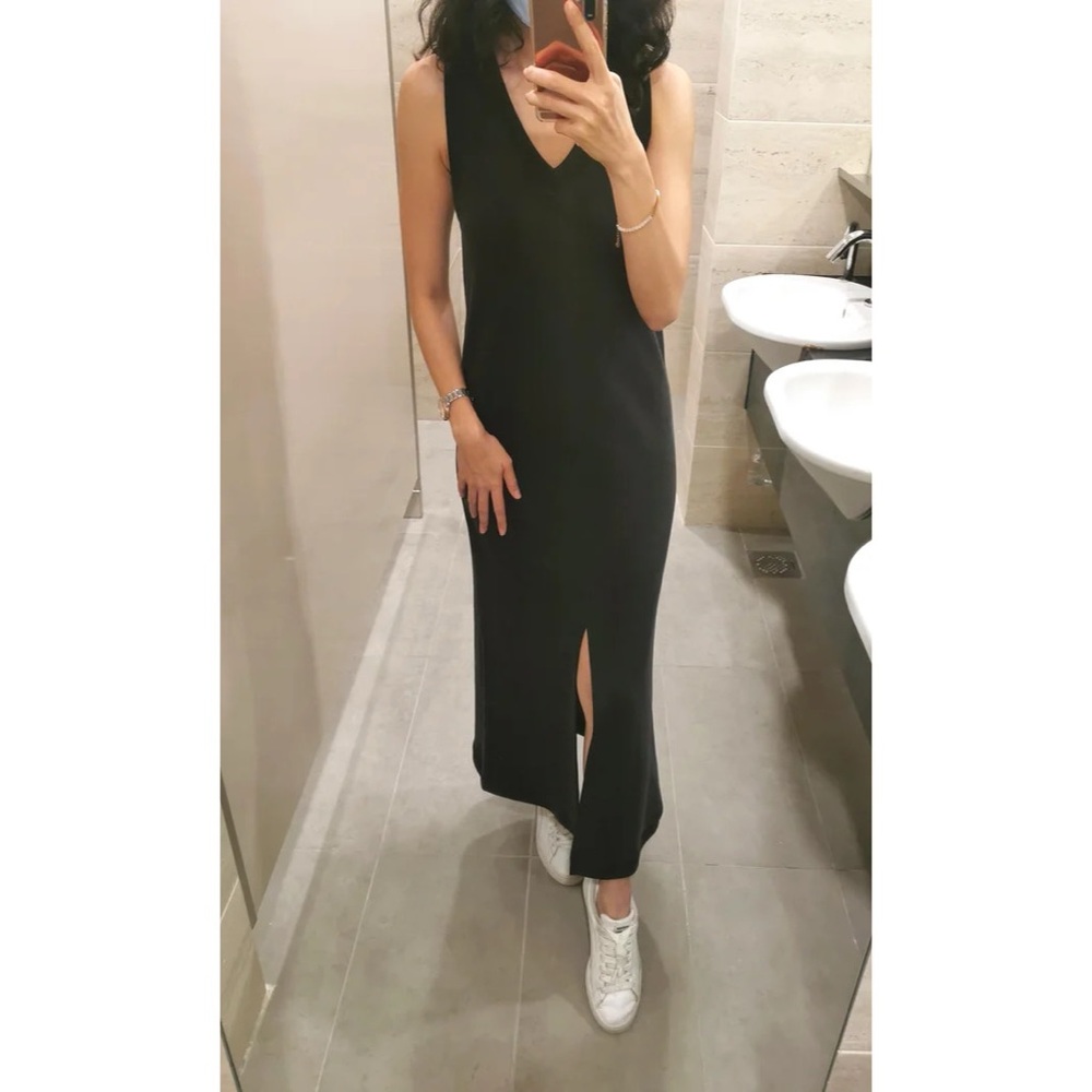 Lululemon V-Neck Maxi Dress - Picture 3 of 3